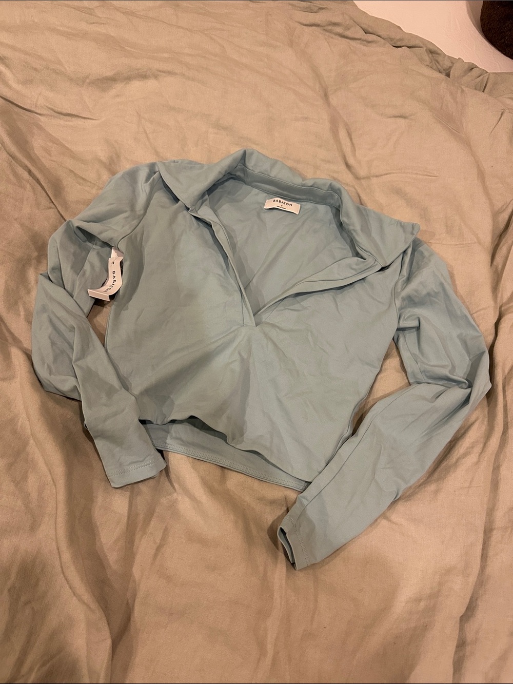 Babaton Contour top